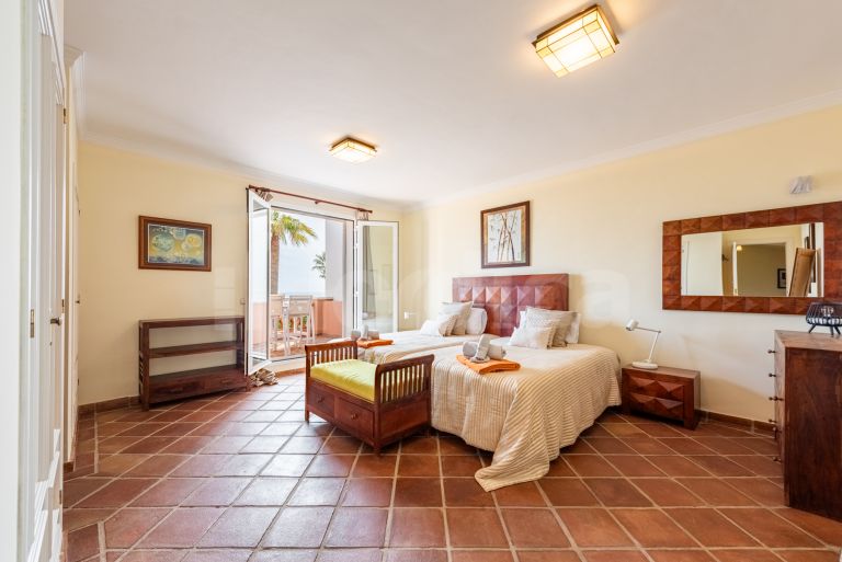 Semi Detached Villa for sale in La Perla de la Bahía