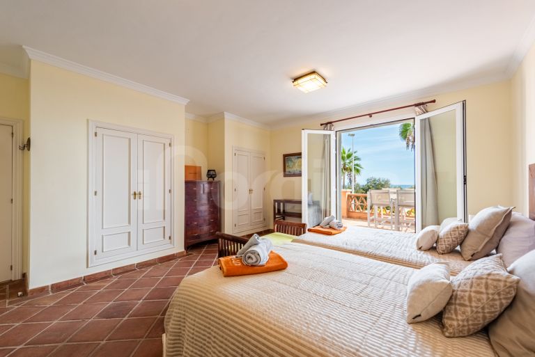 Semi Detached Villa for sale in La Perla de la Bahía