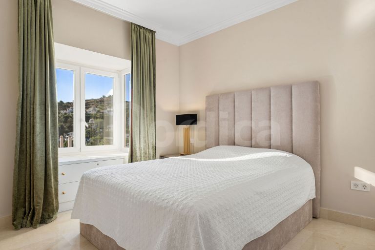 Penthouse for sale in Aloha Hill Club