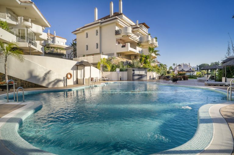 Penthouse for sale in Aloha Hill Club