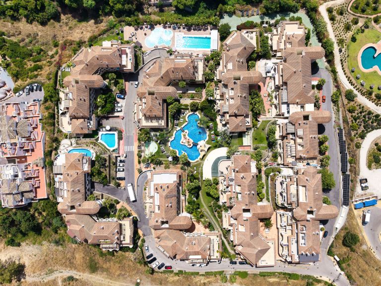 Penthouse for sale in Aloha Hill Club