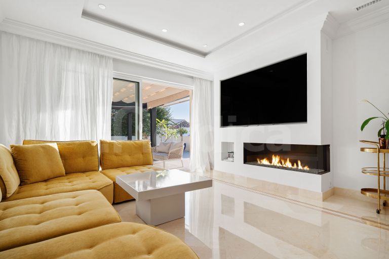 Penthouse for sale in Aloha Hill Club