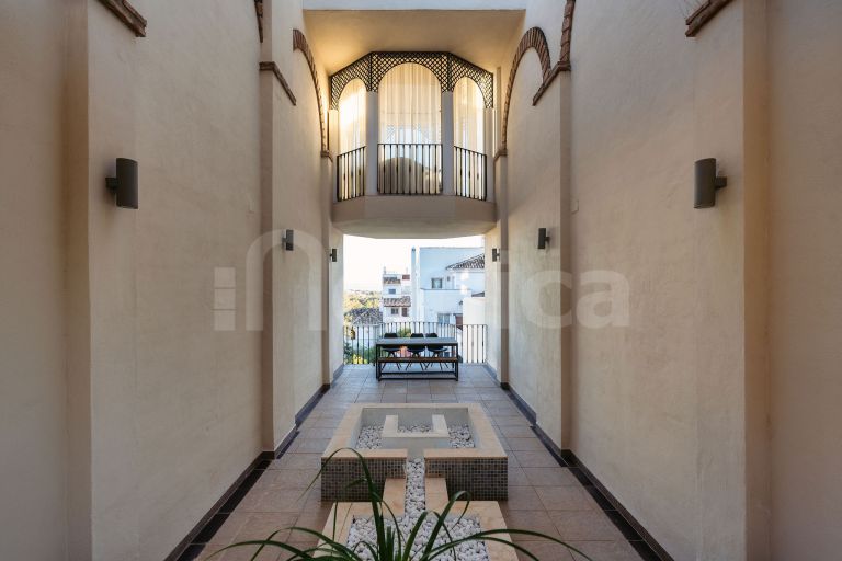 Penthouse for sale in Aloha Hill Club