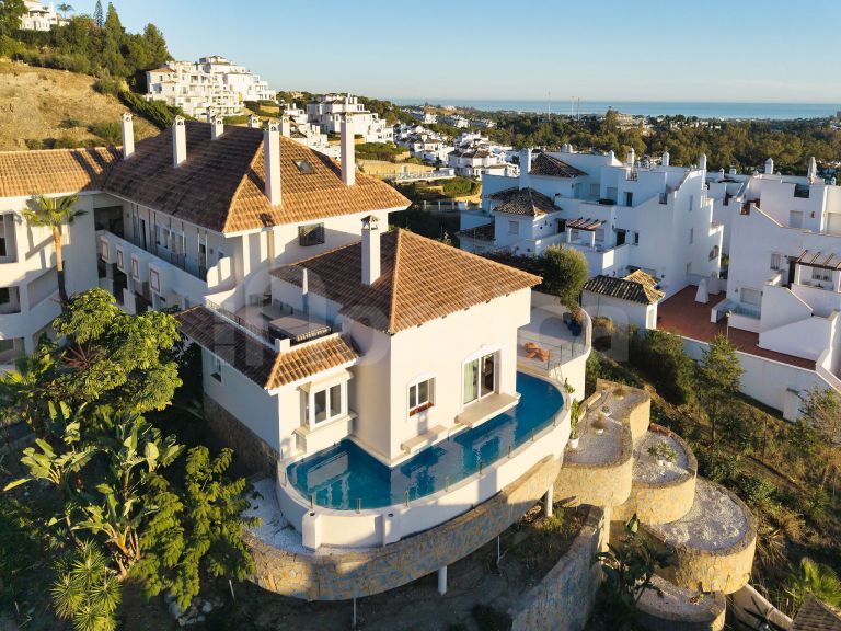 Penthouse for sale in Aloha Hill Club