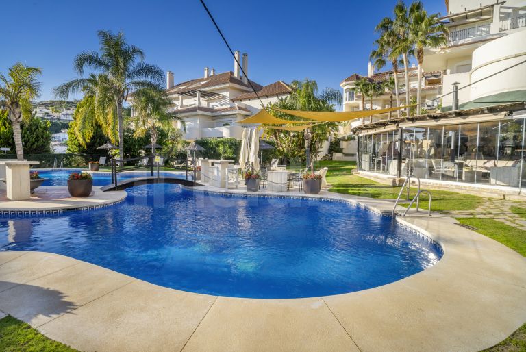 Penthouse for sale in Aloha Hill Club