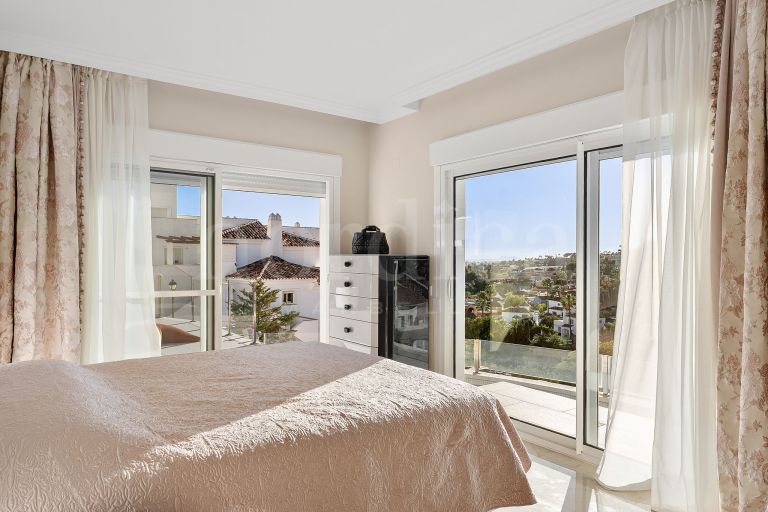 Penthouse for sale in Aloha Hill Club