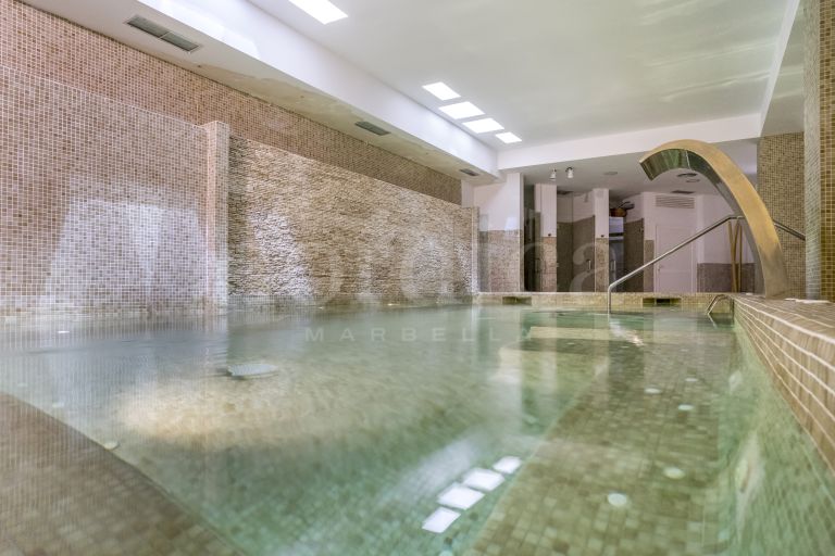 Penthouse for sale in Aloha Hill Club