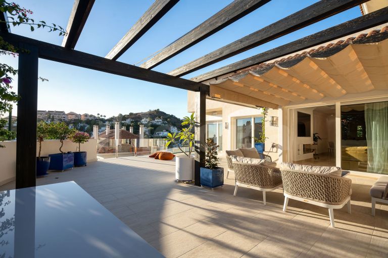 Penthouse for sale in Aloha Hill Club