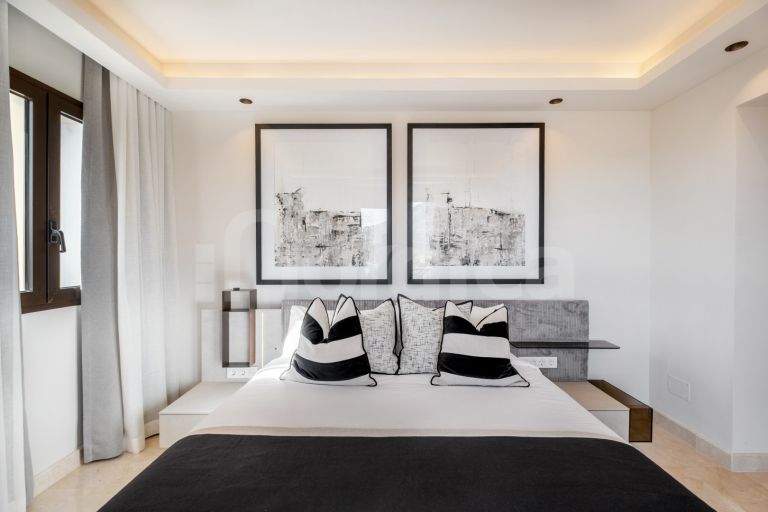 Duplex Penthouse for sale in Aloha Park