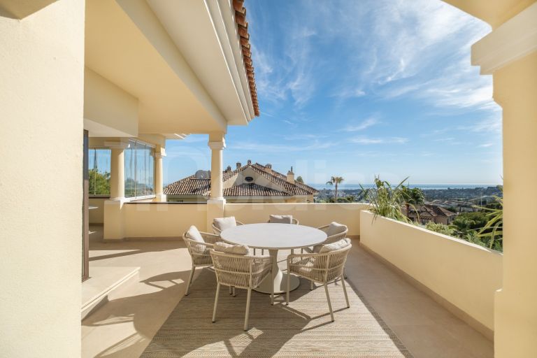 Duplex Penthouse for sale in Aloha Park