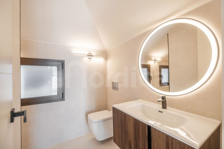 Duplex Penthouse for sale in Aloha Park