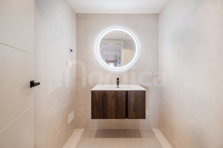 Duplex Penthouse for sale in Aloha Park