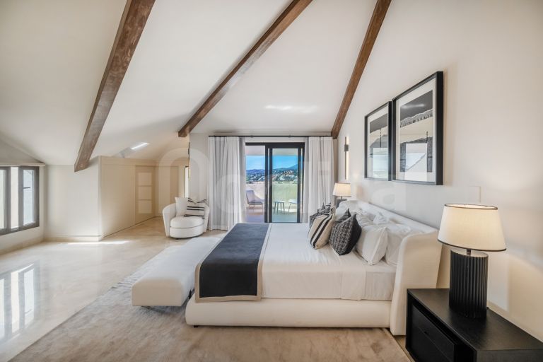 Duplex Penthouse for sale in Aloha Park