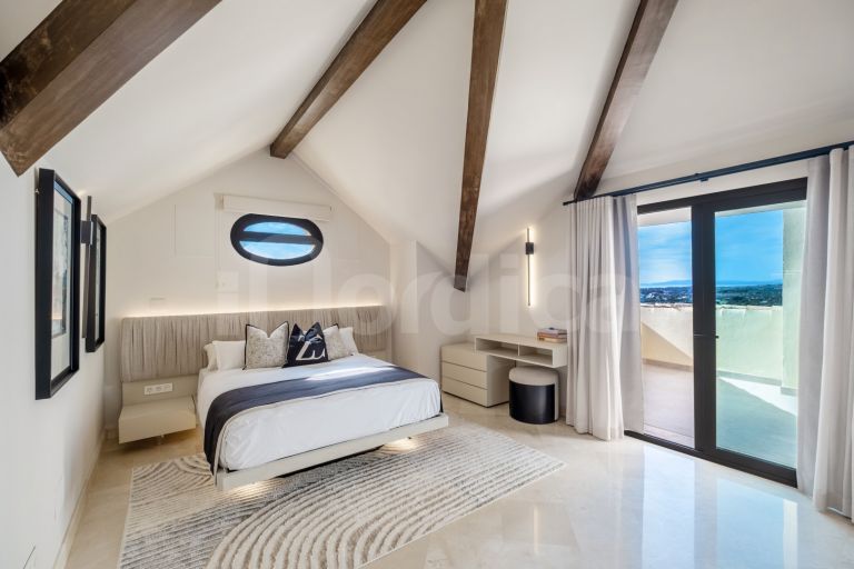 Duplex Penthouse for sale in Aloha Park