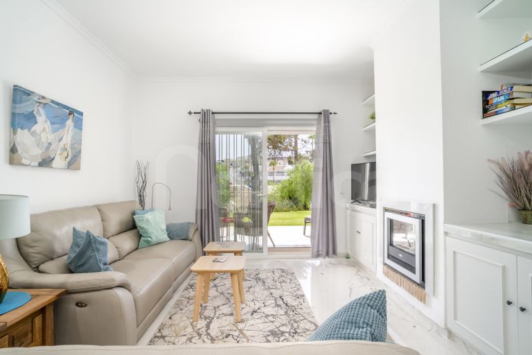 Ground Floor Apartment for sale in Los Dragos