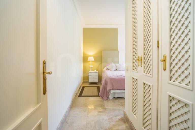 Ground Floor Apartment for sale in Alminar de Marbella