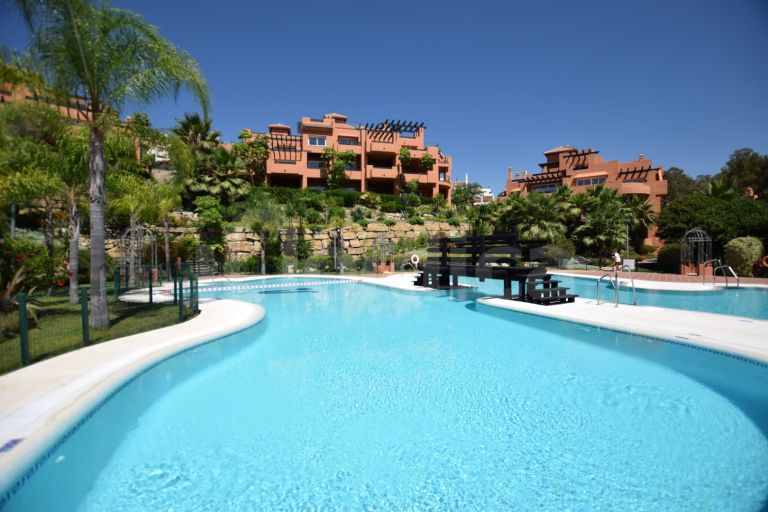 Ground Floor Apartment for sale in Alminar de Marbella