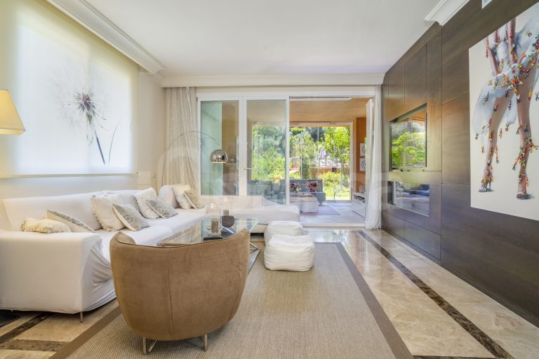 Ground Floor Apartment for sale in Alminar de Marbella