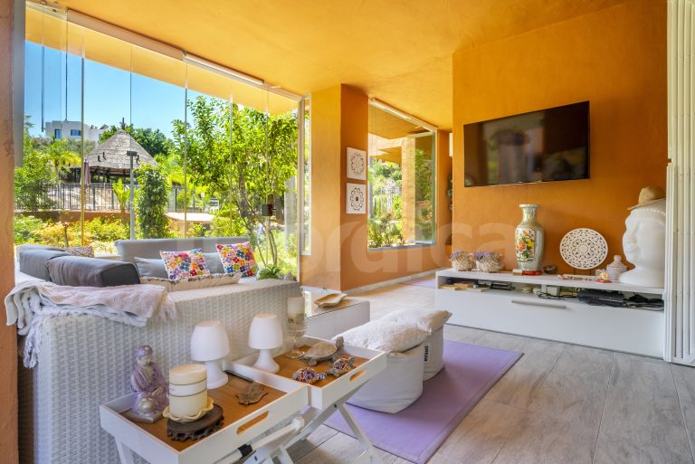 Ground Floor Apartment for sale in Alminar de Marbella