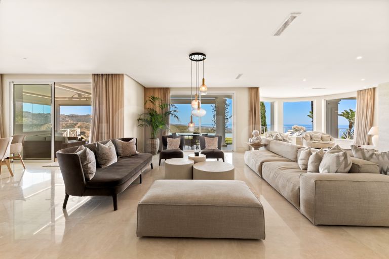 Villa zu verkaufen in Los Altos de los Monteros