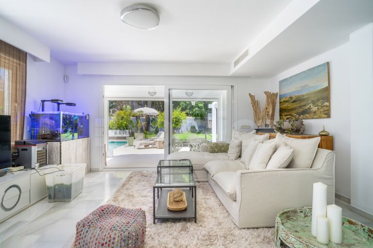 Villa till salu i Los Naranjos Hill Club