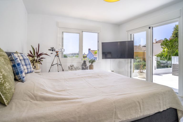 Villa till salu i Los Naranjos Hill Club