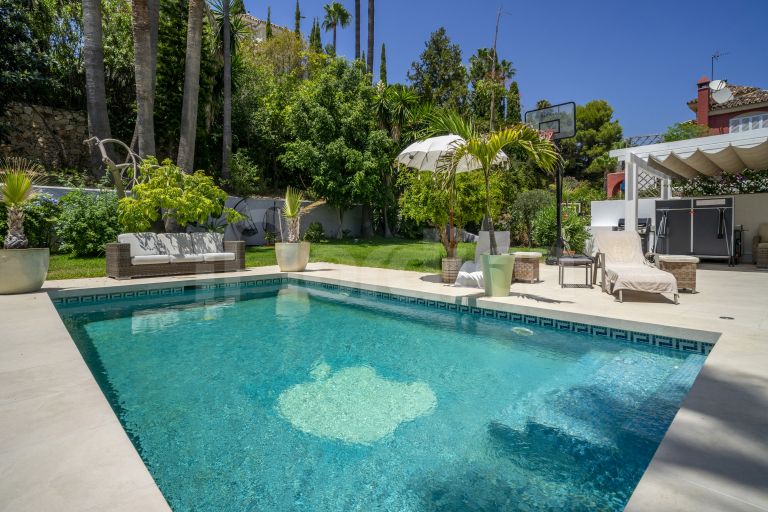 Villa till salu i Los Naranjos Hill Club