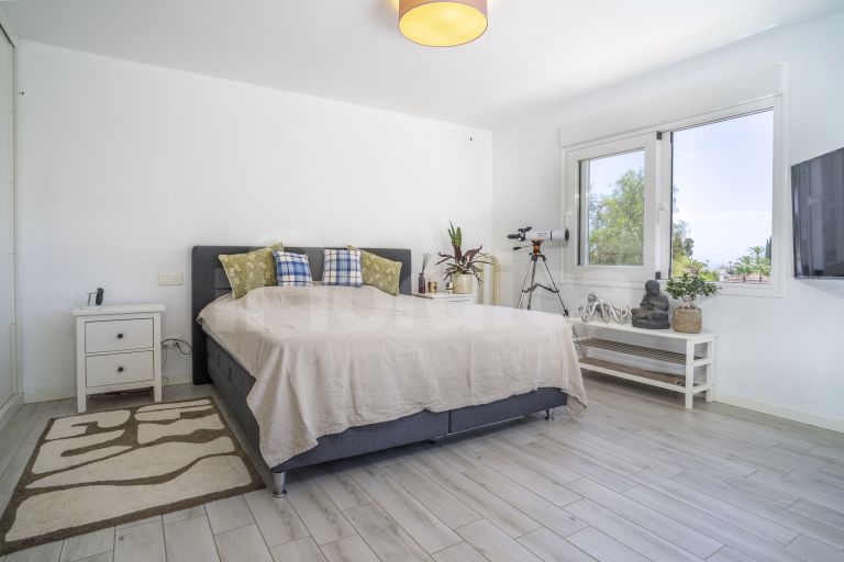 Villa till salu i Los Naranjos Hill Club