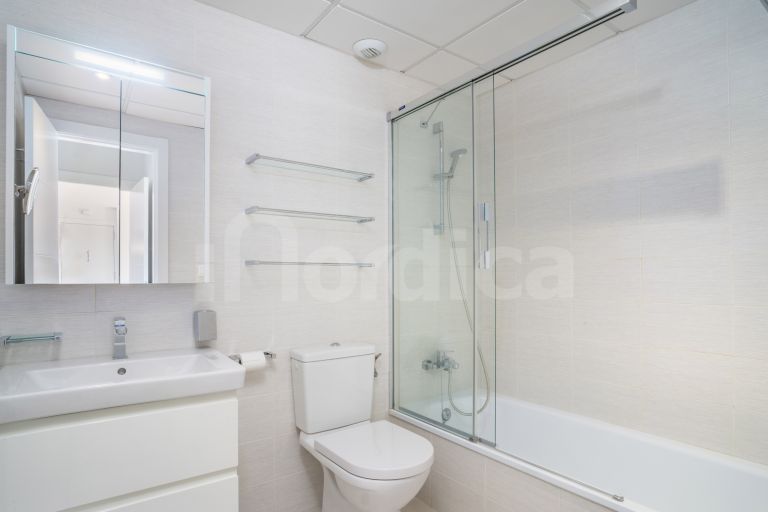 Ground Floor Apartment for sale in Los Naranjos de Marbella