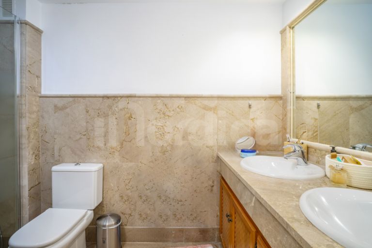 Apartment for sale in Cumbres del Rodeo