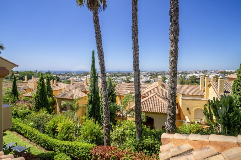 Apartment for sale in Cumbres del Rodeo