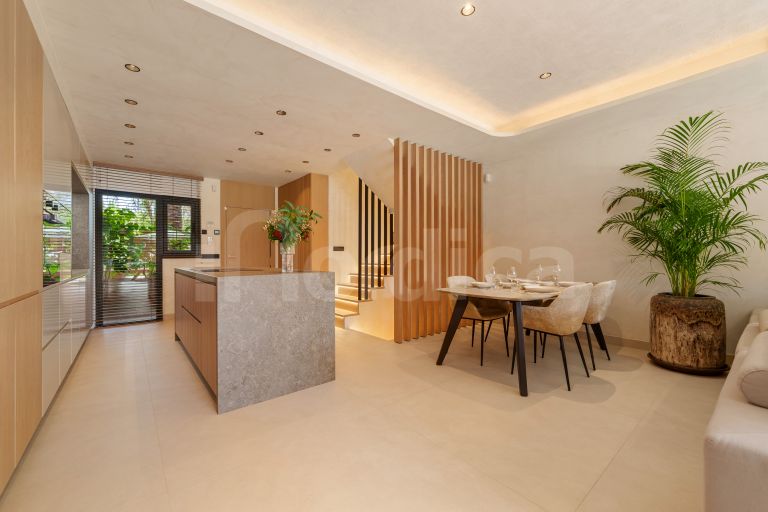 Town House for sale in Altos de Puente Romano