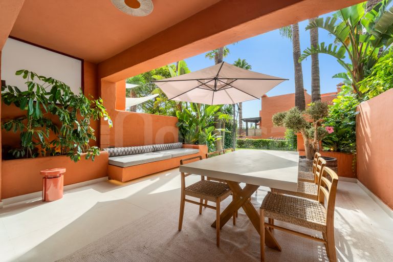 Town House for sale in Altos de Puente Romano