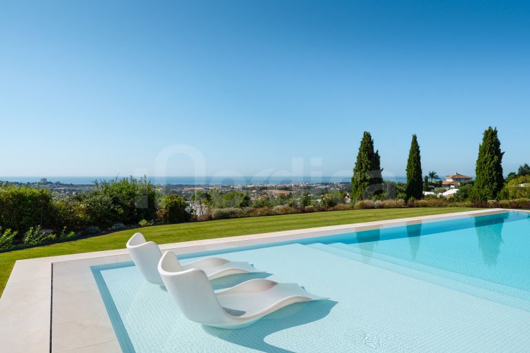 Villa for sale in El Herrojo