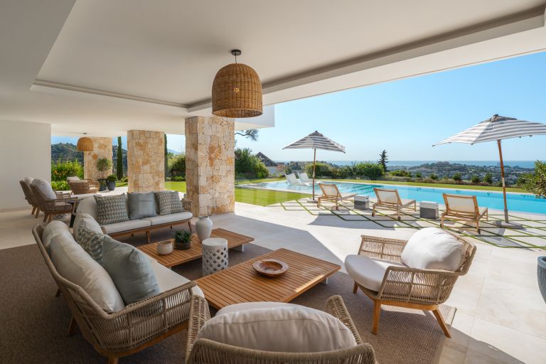 Villa for sale in El Herrojo