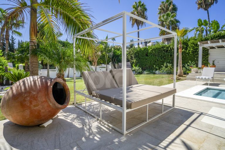 Villa till salu i Nueva Andalucia