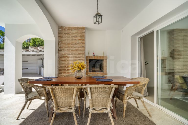 Villa till salu i Nueva Andalucia