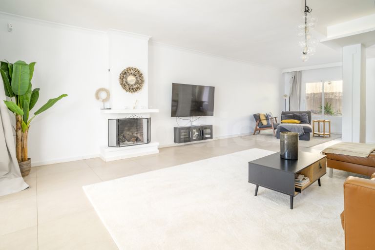 Villa till salu i Nueva Andalucia