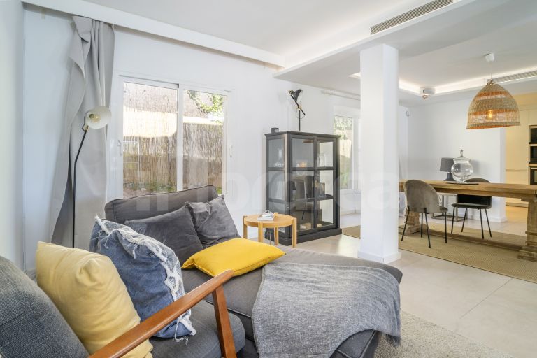 Villa till salu i Nueva Andalucia