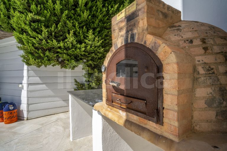 Villa till salu i Nueva Andalucia