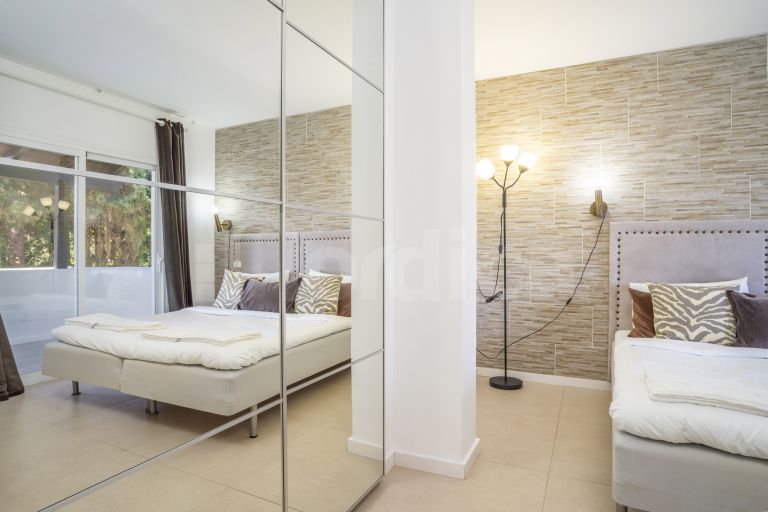 Villa till salu i Nueva Andalucia