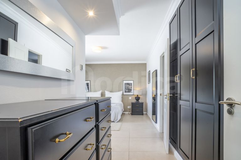 Villa till salu i Nueva Andalucia