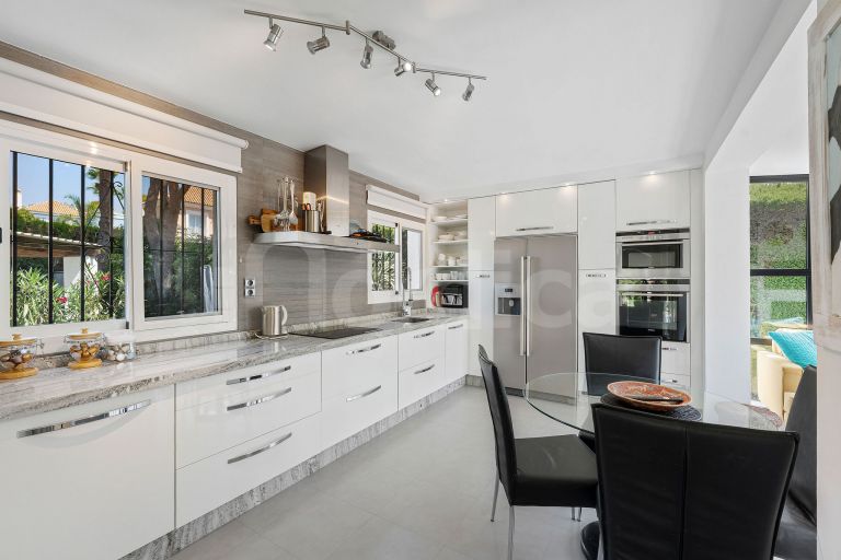 Villa till salu i Marbella Country Club