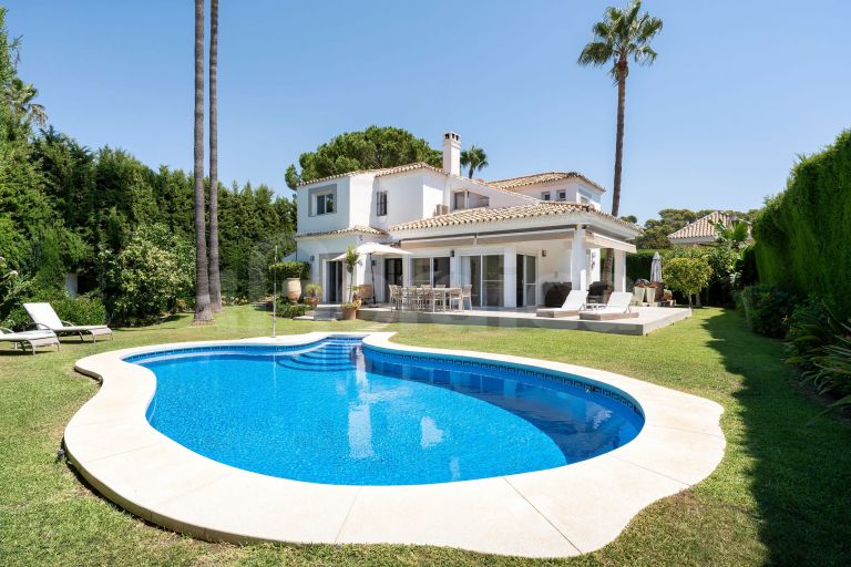 Villa till salu i Marbella Country Club