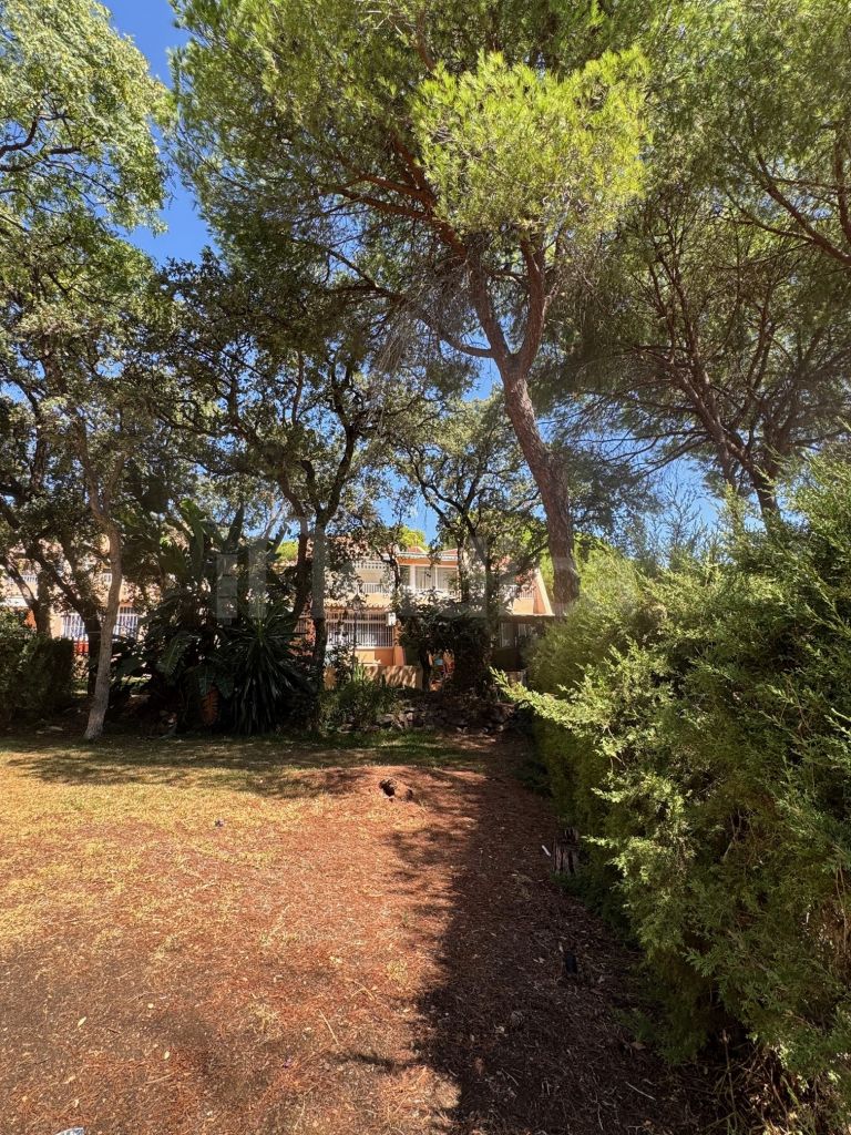 Ground Floor Apartment for sale in Seghers