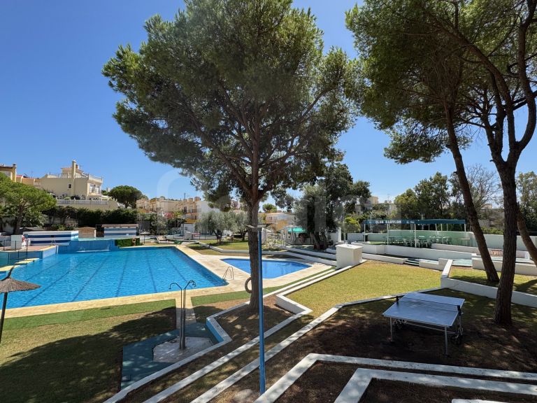 Ground Floor Apartment for sale in Seghers