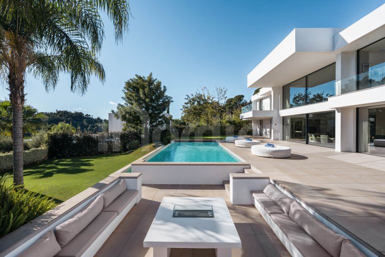 Villa for sale in El Madroñal