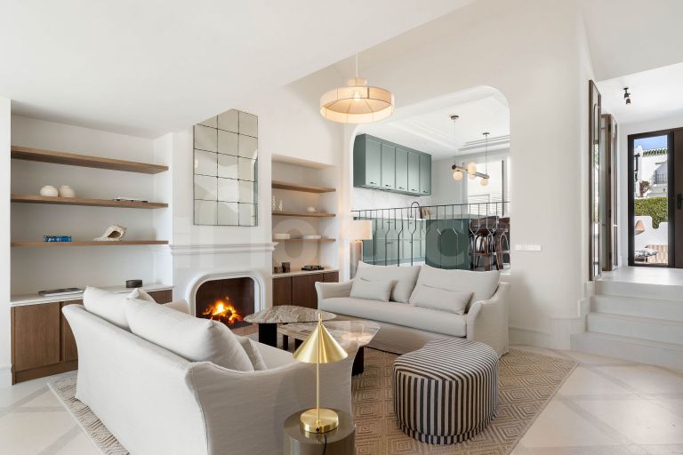 Maison de Ville a vendre à La Colina