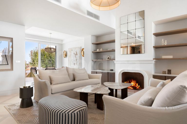 Maison de Ville a vendre à La Colina