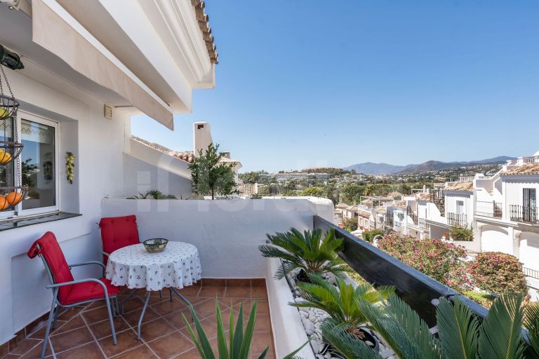 Duplex Penthouse for sale in Aloha Mirasierra